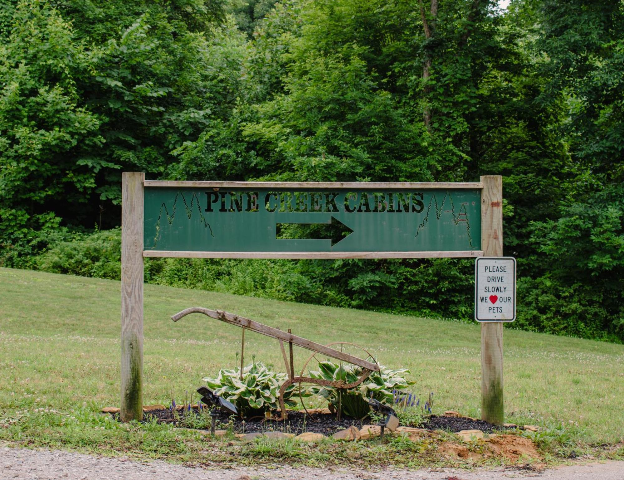 Pine Creek Cabins & Camping Resort South Bloomingville Exteriér fotografie